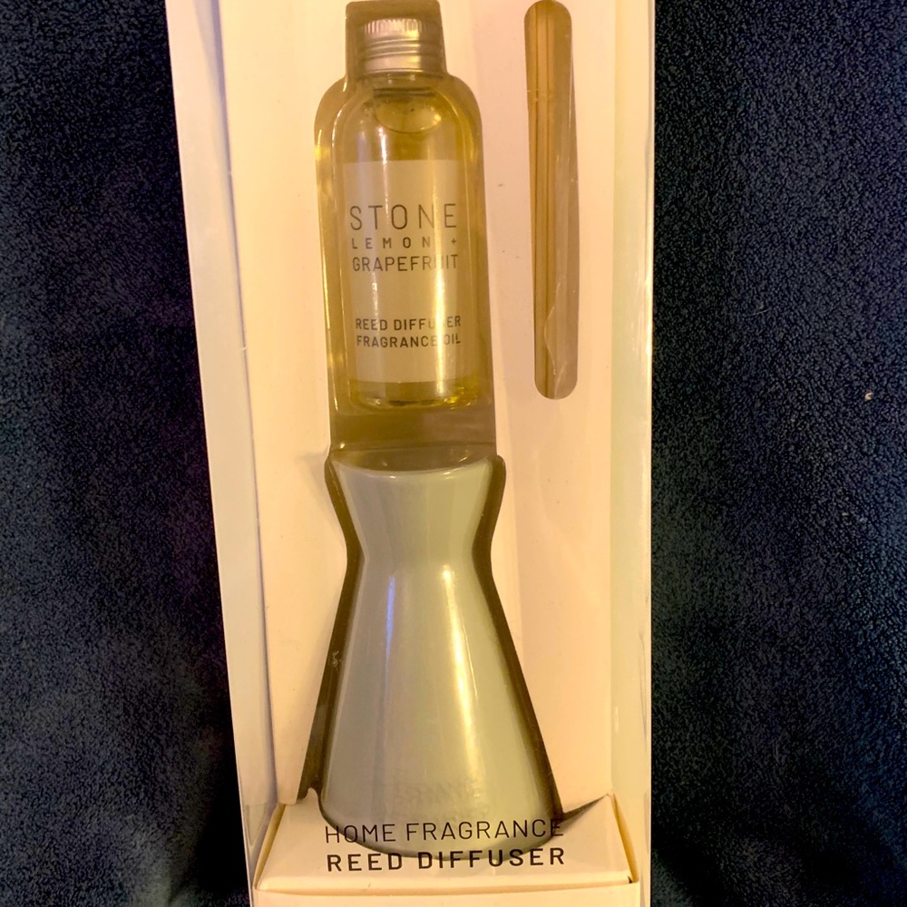 ✨❤️STONE FRAGRANCE REED AIR DIFFUSER